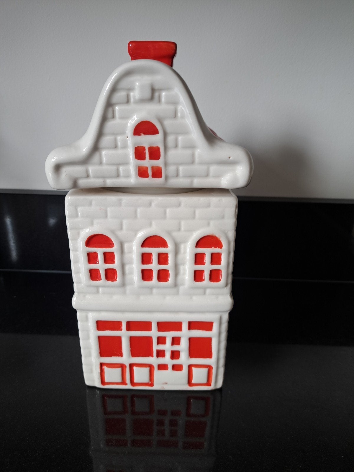 Nationale Postcode Loterij Huisje Koekjespot, Ophalen of Verzenden, Zo goed als nieuw