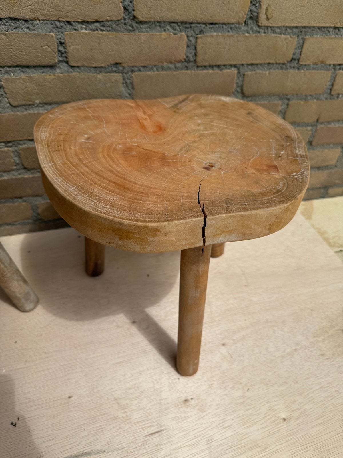 HK Living bijzettafels / krukjes – set van 2 – massief hout, Huis en Inrichting, Ophalen, Minder dan 45 cm, Minder dan 55 cm, Rond