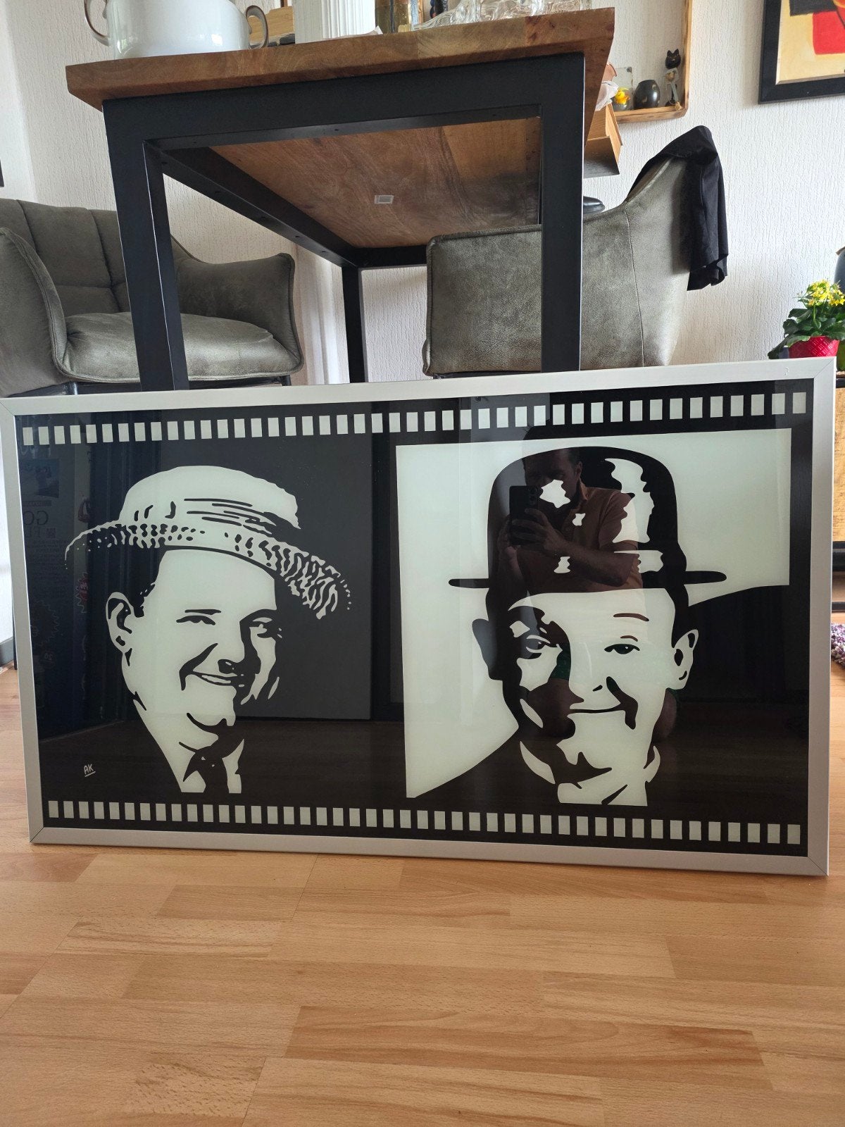 Laurel & Hardy wanddecoratie - 113x66cm - Geen schade, Huis en Inrichting, Ophalen of Verzenden, Zo goed als nieuw, 100 tot 125 cm