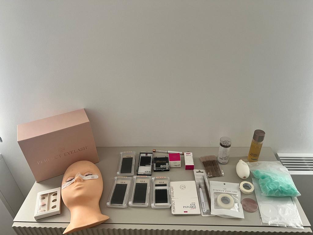 Perfect Eyelash Set - Complete Wimperextensie Starterkit, Ogen, Zwart, Ophalen of Verzenden, Zo goed als nieuw