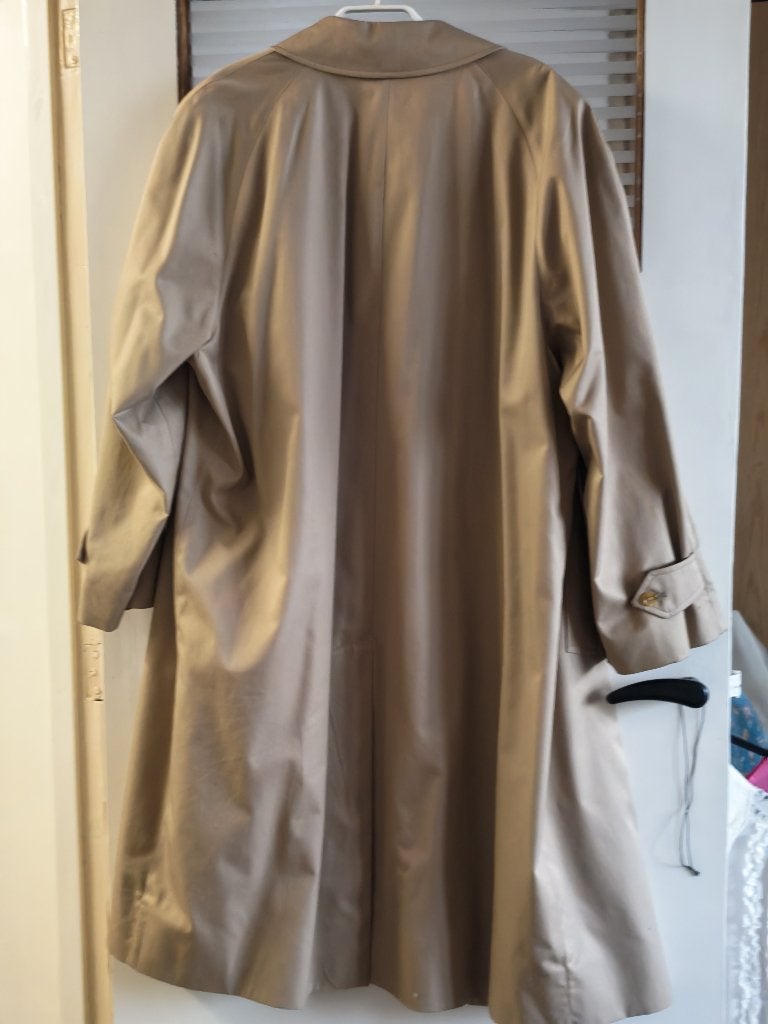 Burberry coat, Maat 48/50 (M), Beige, Ophalen of Verzenden, Zo goed als nieuw