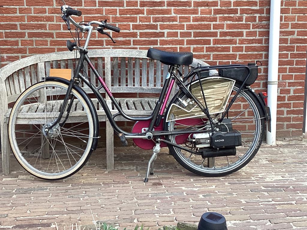 Hercules Saxonette 30 cc snorfiets Sachs motor, Fietsen en Brommers, Gebruikt, Benzine, Ophalen, Overige merken