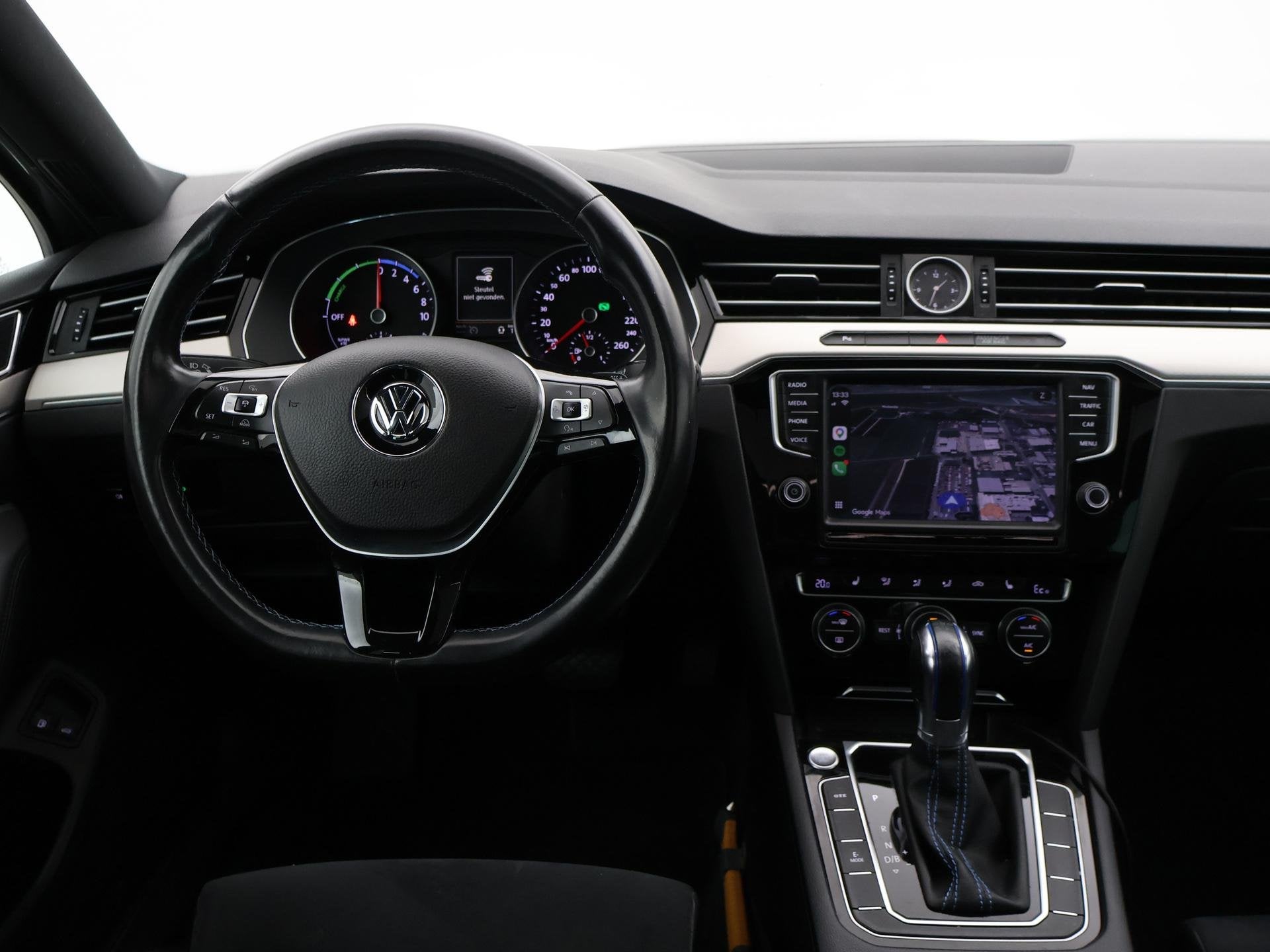 Volkswagen Passat Variant 1.4 TSI GTE HIGHLINE + PANORAMA |, Gebruikt, 4 cilinders, Hybride Elektrisch/Benzine, 1600 kg