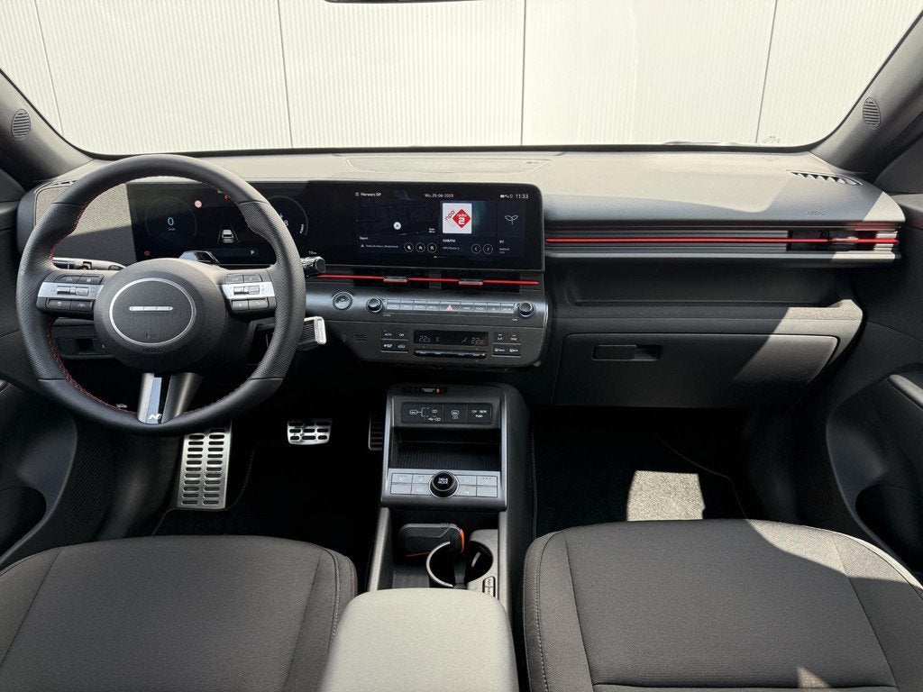 Hyundai KONA Electric N Line Edition 65.4 kWh / Climate Cont, Stof, 750 kg, 385 min, Wit