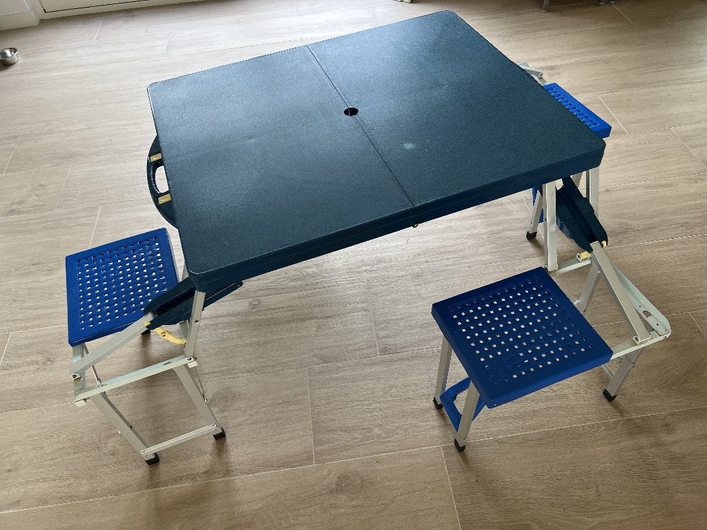 Inklapbare blauwe 4-persoons picknicktafel, Ophalen, Overige materialen, Gebruikt, Rechthoekig