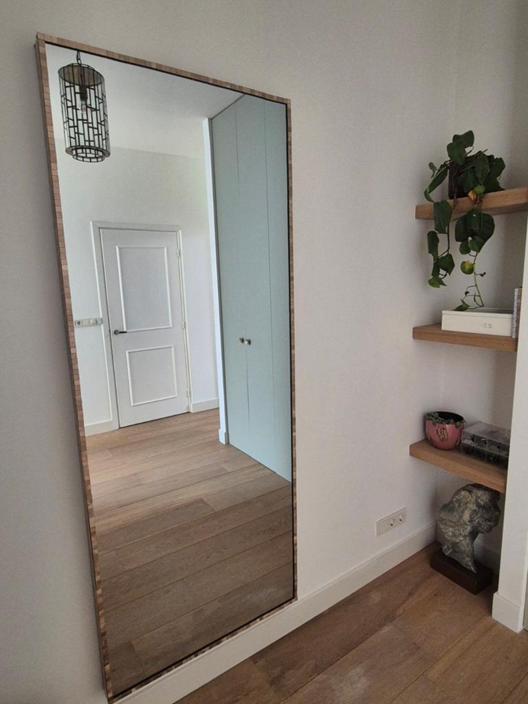 Ikea HOVET spiegel met decoratief mozaïekpatroon, Huis en Inrichting, Woonaccessoires | Spiegels, Ophalen, Zo goed als nieuw, 75 tot 100 cm