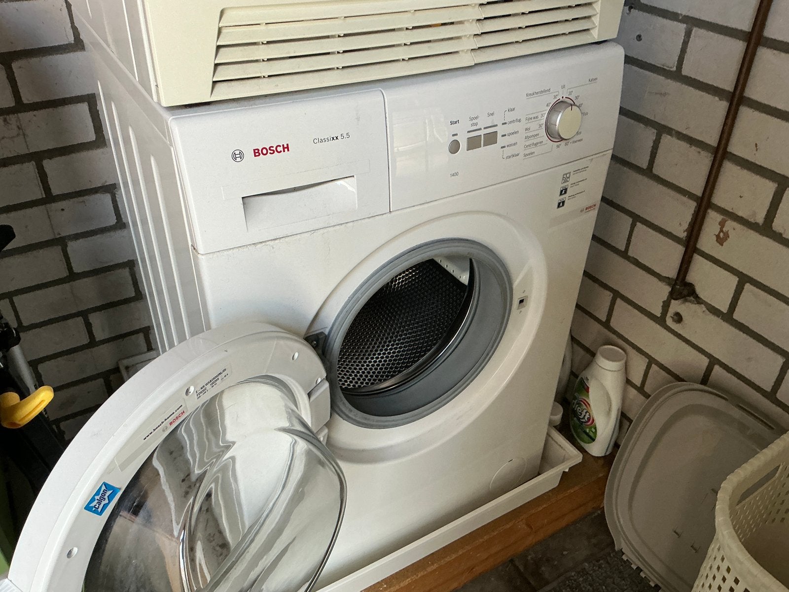 Bosch wasmachine en zanussi droger, Witgoed en Apparatuur, Wasmachines, Ophalen, Zo goed als nieuw, 1200 tot 1600 toeren