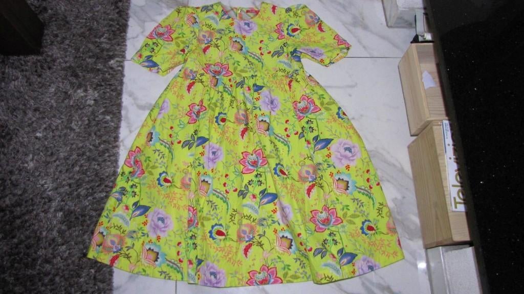 140 OILILY gele jurk, Ophalen of Verzenden, Zo goed als nieuw, Meisje, Jurk of Rok