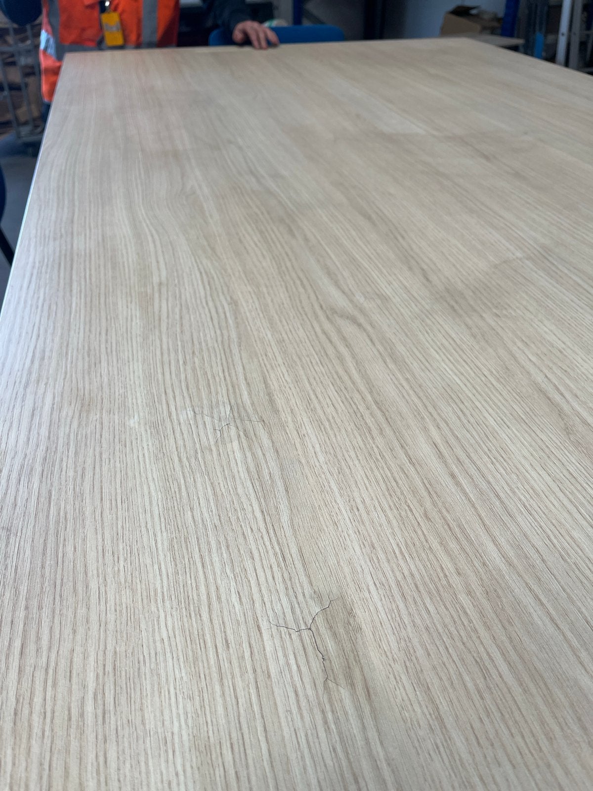 Grote bartafel 200x120x110 cm met lichte beschadigingen, Ophalen, Gebruikt
