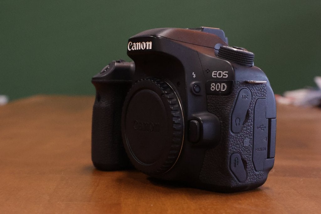 Canon 80D, Audio, Tv en Foto, Fotocamera's Digitaal, Gebruikt, Spiegelreflex, Canon, Draagriem