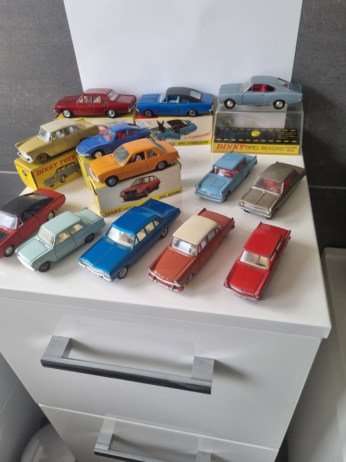 Dinky toys opel verzameling, Hobby en Vrije tijd, Modelauto's | 1:43, Ophalen of Verzenden, Auto, Dinky Toys