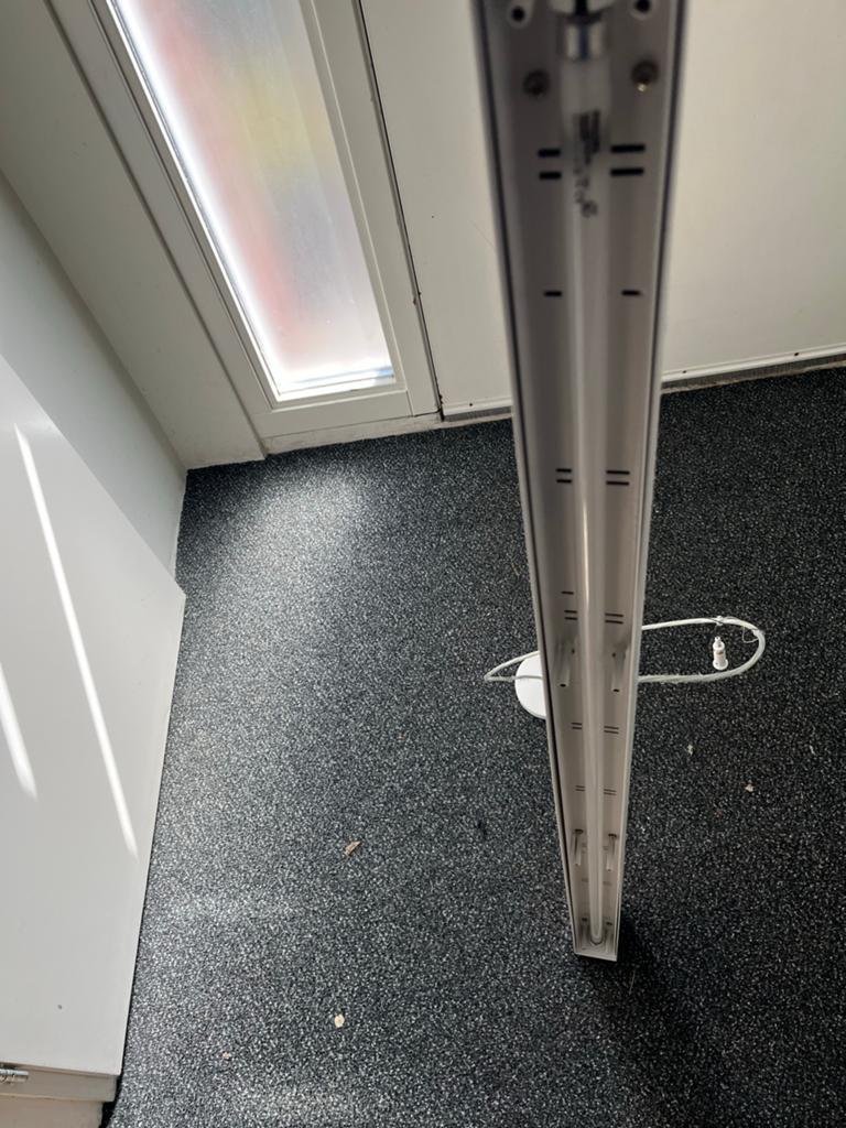 Nette TL-armatuur - Ideaal voor werkplaats of garage, Ophalen, Gebruikt