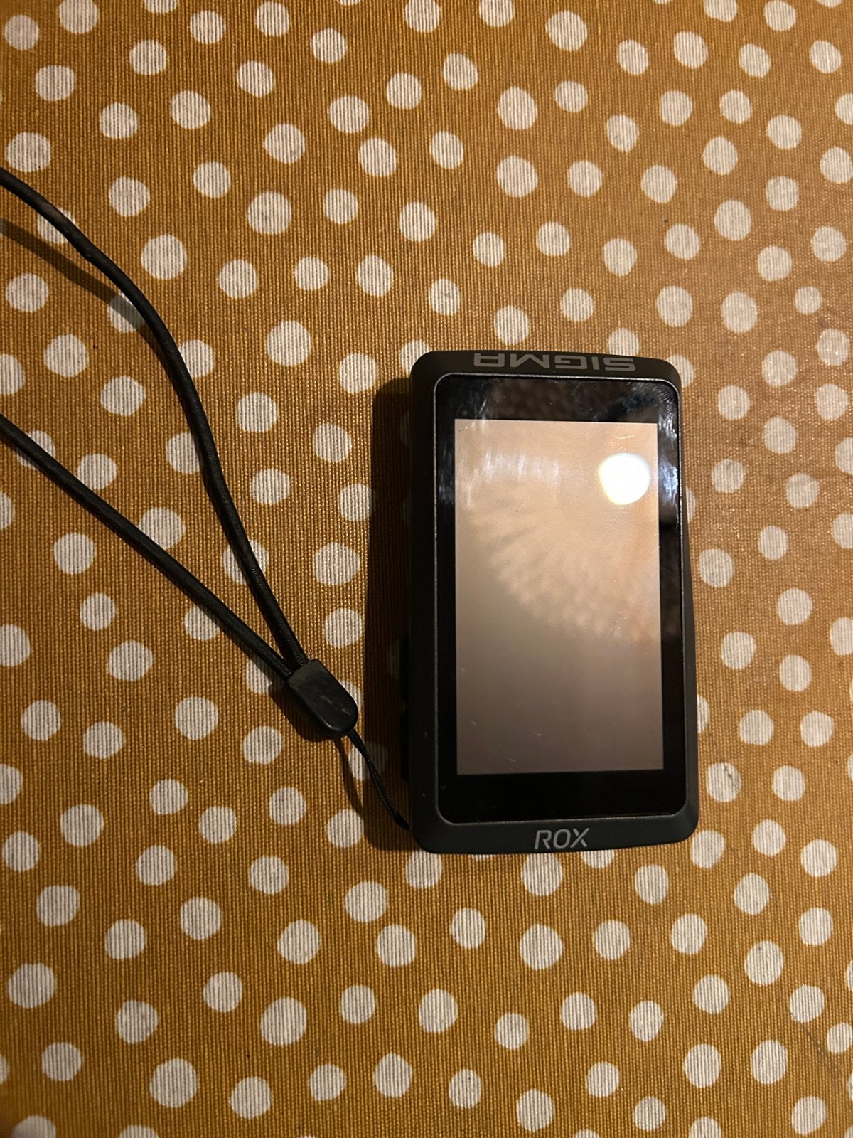 Sigma ROX 12.1 EVO fietscomputer GPS + 2 stuurhouders, Ophalen of Verzenden, Draadloos, Zo goed als nieuw