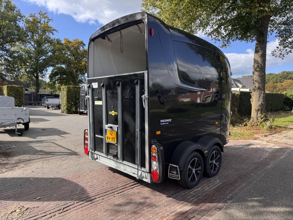 Humbaur Maximus 2700kg luxe trailer! zo goed als nieuw!, Gebruikt, Polyester, 2-paards trailer