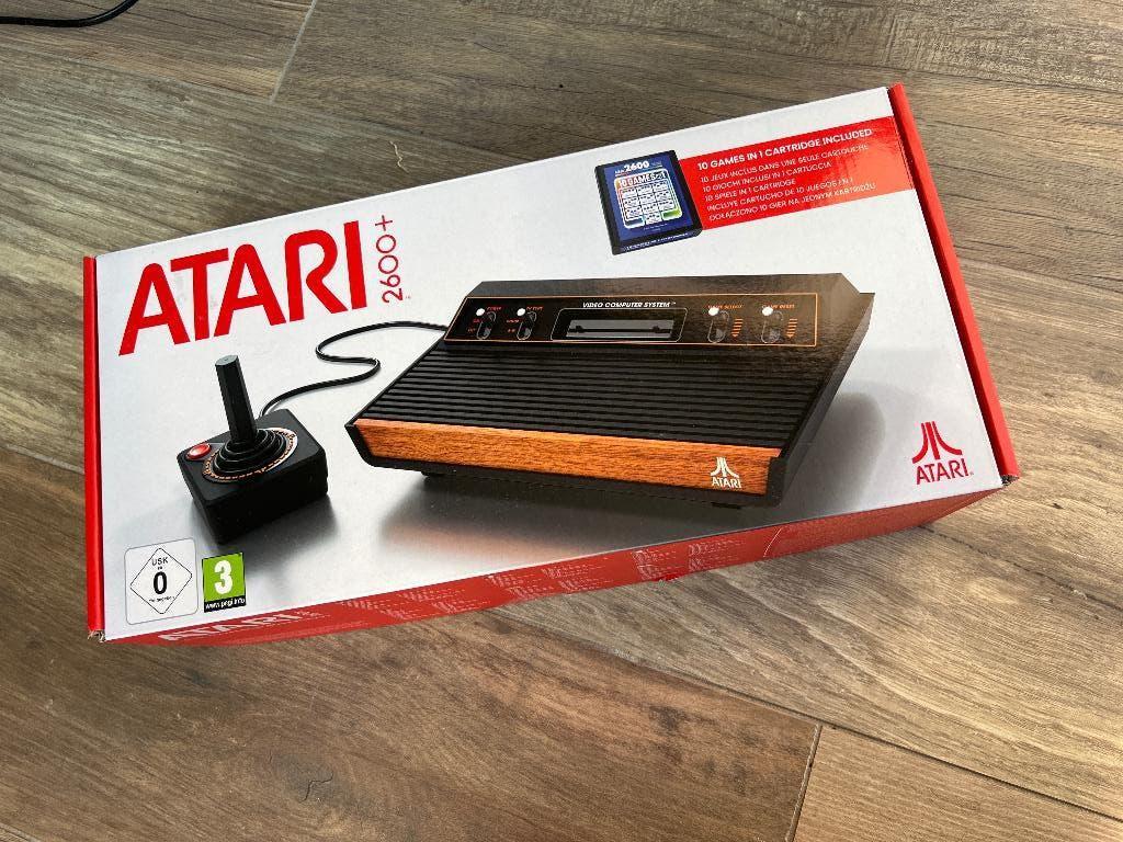 Atari 2600+  Video computer system nieuw in doos, Spelcomputers en Games, Spelcomputers | Atari, Ophalen, Met games, Nieuw, Met 1 controller