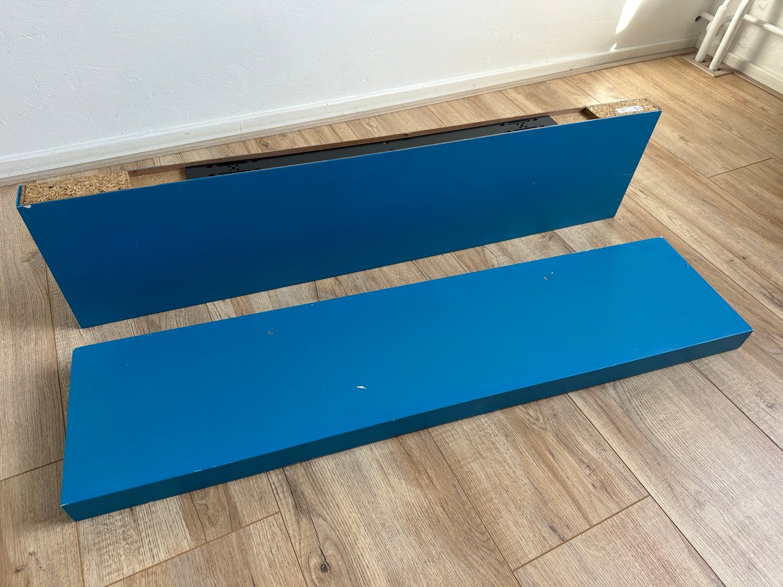 2 wandplanken van ikea, Ophalen, Gebruikt
