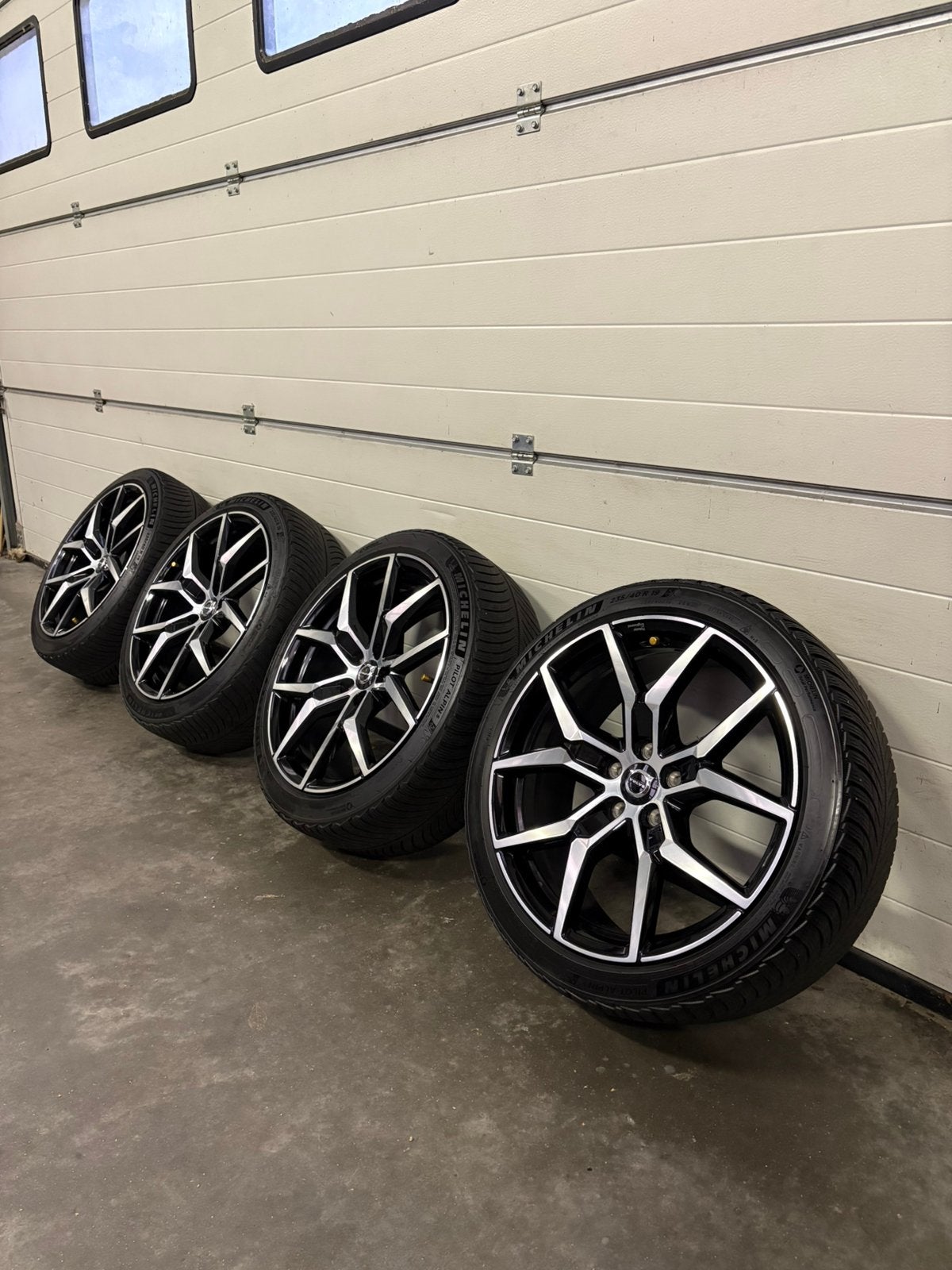Volvo V60 S60 OEM Polestar Engineered winterset Michelin, 19 inch, Gebruikt, Banden en Velgen, Zweden
