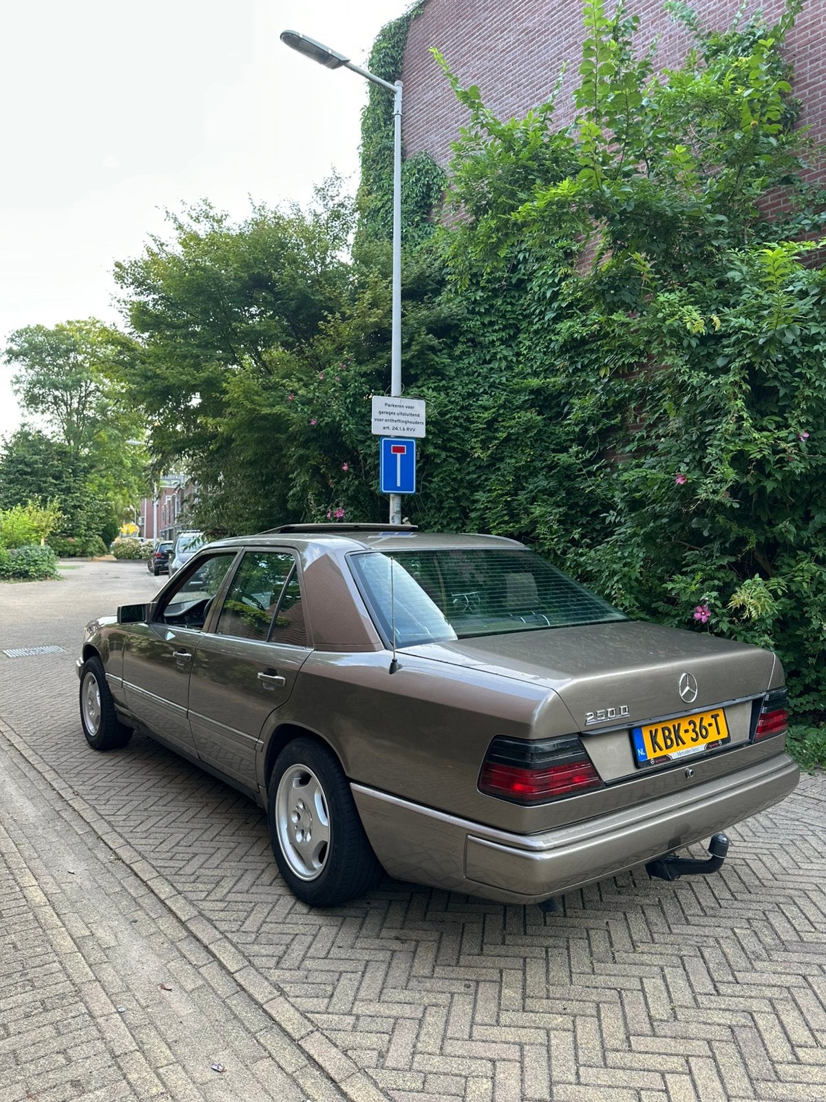 Unieke Mercedes-Benz 250D (1987) W124 Roestvrij 1e eigenaar!, Diesel, Particulier, Te koop