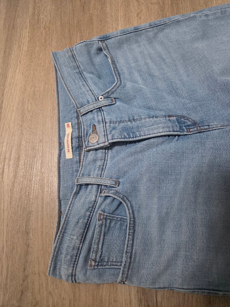Spijkerbroek levi 311, Blauw, Ophalen of Verzenden, Zo goed als nieuw, W28 - W29 (confectie 36)