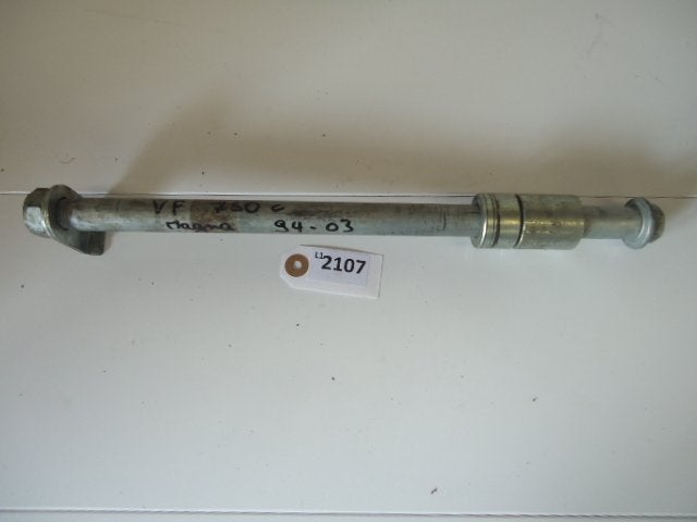 VF750C magna 1994 - 2003 Honda As As voorwiel D1-10920, Motoren