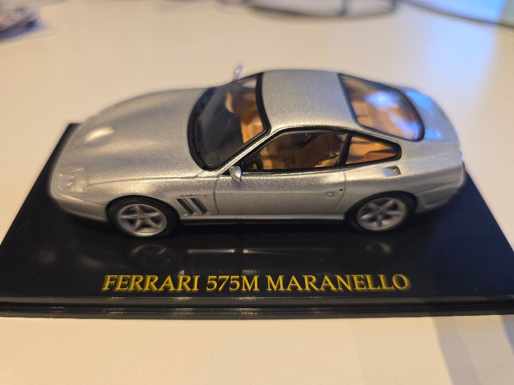 Ferrari 575m maranello 1/43, Ophalen of Verzenden, Gebruikt, Auto, Overige merken