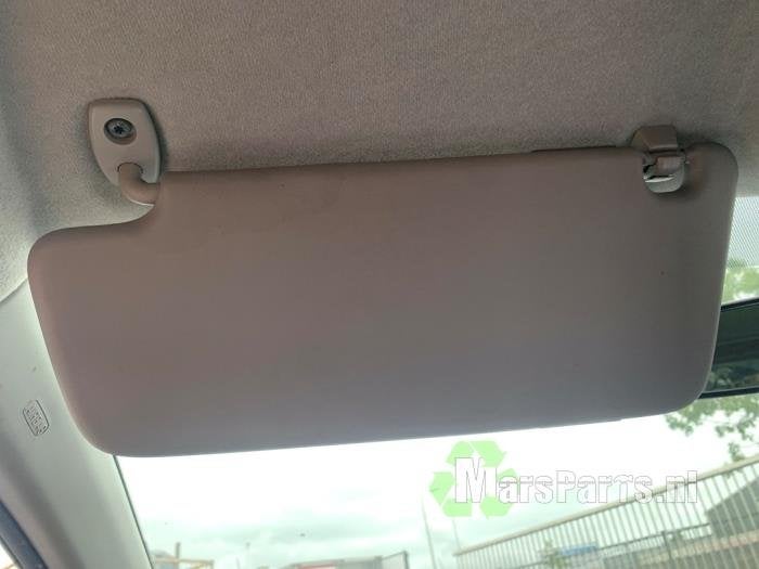 Zonneklep van een Opel Corsa, Gebruikt, -, -, Opel
