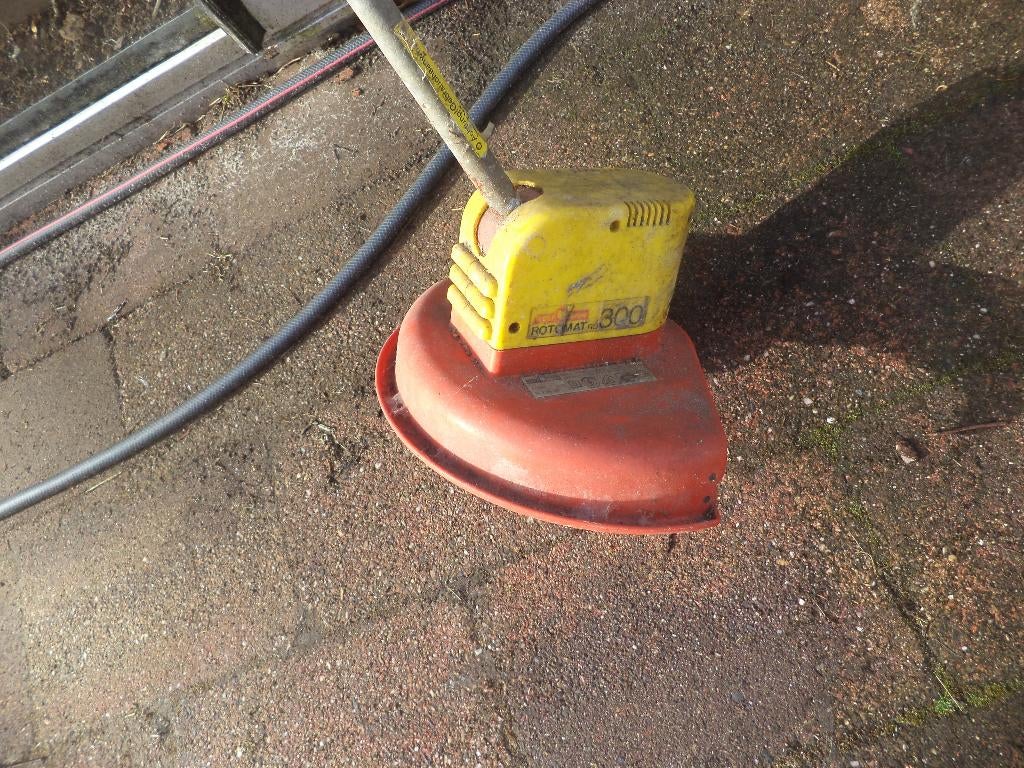 Nette kantjesmaaier van Wolf, Ophalen, Nieuw, 30 tot 50 cm, Benzine