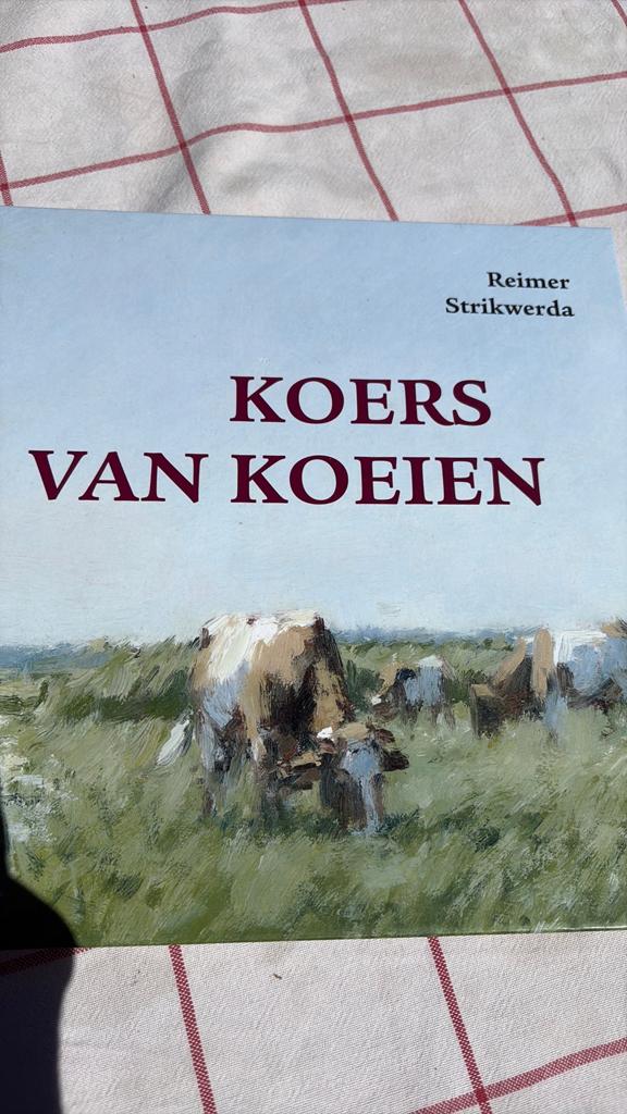 Mooi boek als nieuw over koe runder rassen fries hollandse, Ophalen of Verzenden, Zo goed als nieuw
