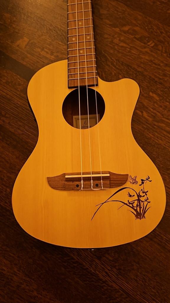 Ortega Bonfire Series RU5CE-TE Tenor Ukelele, Muziek en Instrumenten, Snaarinstrumenten | Gitaren | Akoestisch, Ophalen of Verzenden