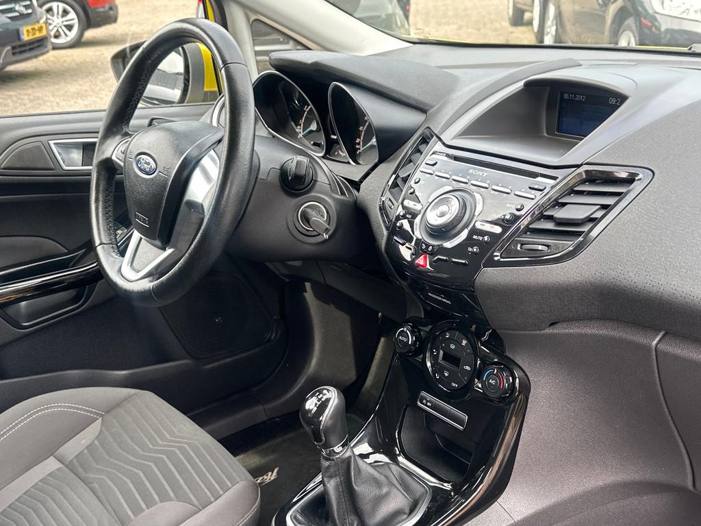 Ford FIESTA 1.0 EcoBoost Titanium Airco | 5Deurs | Nieuw Apk, Voorwielaandrijving, Euro 5, 101 pk, Gebruikt
