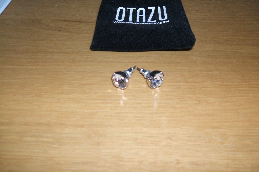 Nieuwe Otazu oorbellen Swarovski kristallen in verpakking, Sieraden, Tassen en Uiterlijk, Oorbellen, Ophalen of Verzenden, Nieuw