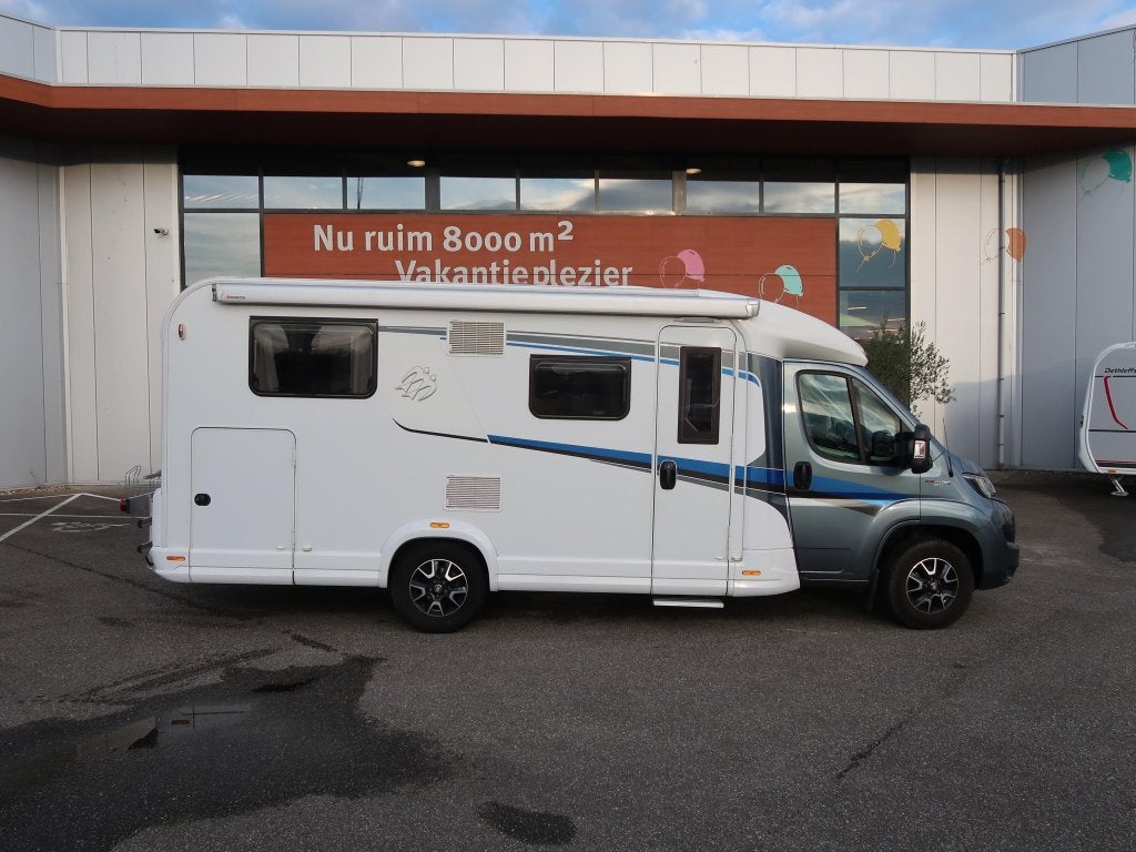 Knaus Sky TI 650 MEG AUTOMAAT 150 PK, Caravans en Kamperen, Campers, Automaat, Ringverwarming, Fiat, 6 tot 7 meter