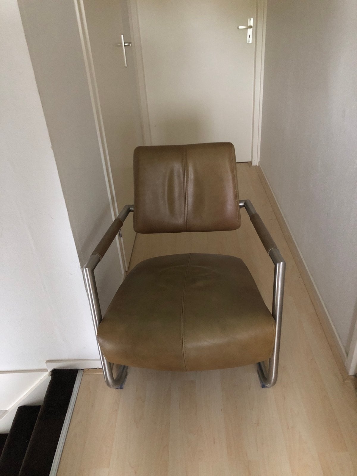 2 Buffelleren stoelen met armleuningen - XOOOC, Gebruikt, Twee, Bruin, Leer