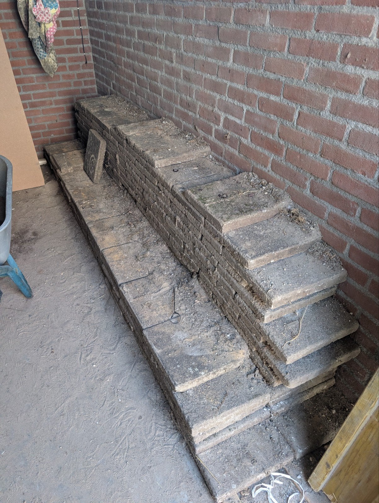 Gebruikte terrastegels - Beton - 25m² of meer, Ophalen, Gebruikt, 10 m² of meer, Beton