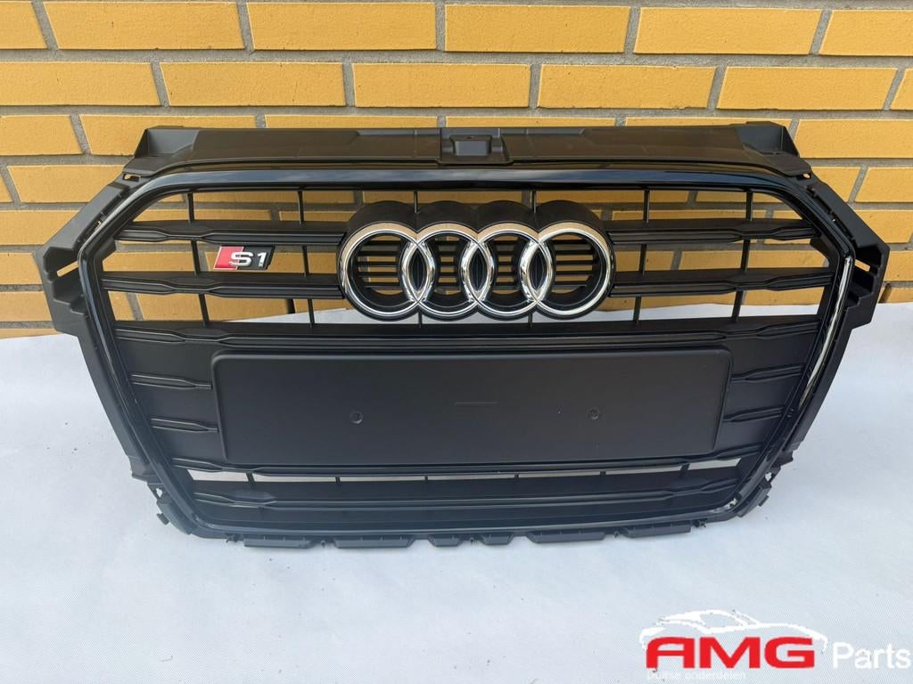 Audi A1 S1 8x Gril 8XA853651 A, AUDI AG, Kundenbetreuung@audi.de, Nieuw, Auto-Union-Strasse 1
85045  Ingolstadt, DE
