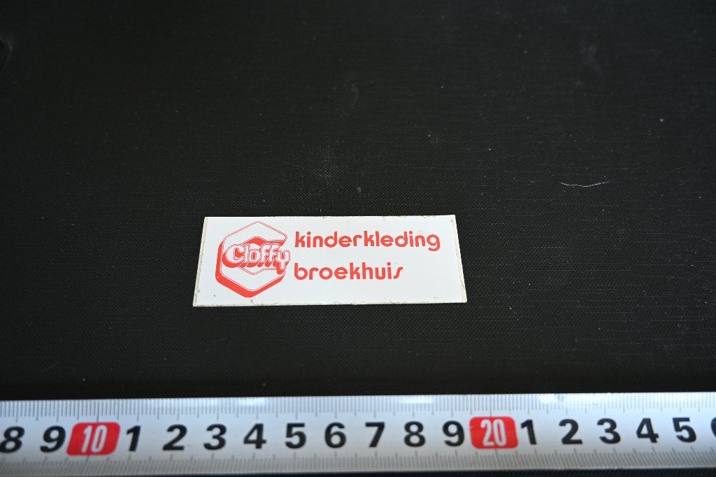 sticker cloffy kinderkleding broekhuis, Ophalen of Verzenden, Zo goed als nieuw