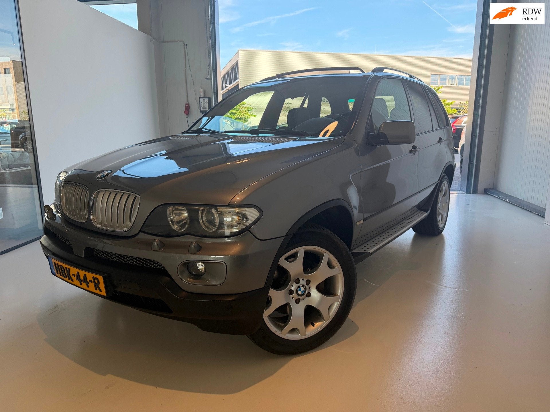 BMW X5 4.4i Youngtimer LPG Apk Leder Panorama, Auto's, BMW, Automaat, 2183 kg, 320 pk, Bedrijf