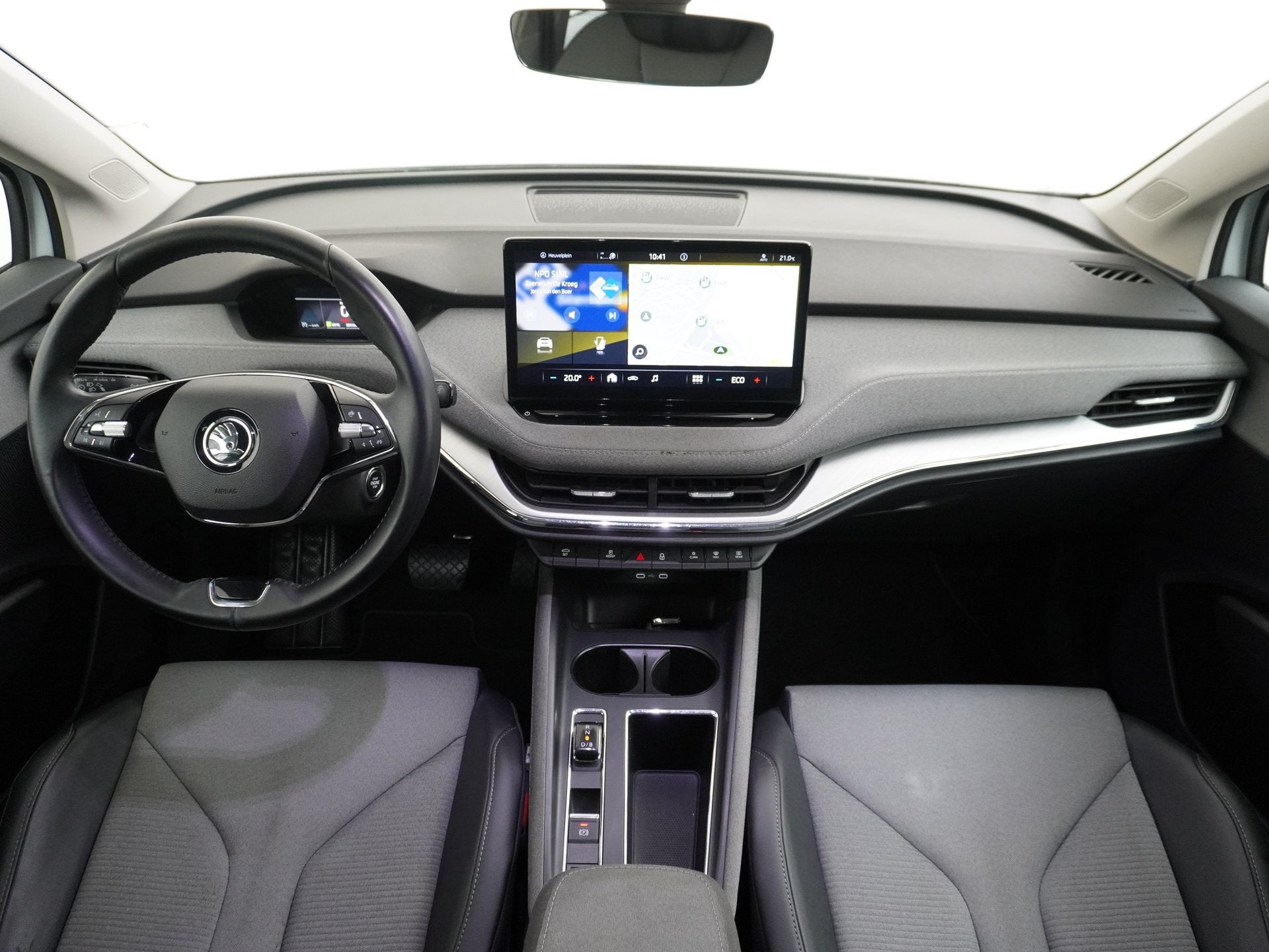 Skoda Enyaq iV 60 SOH 92% Apple Carplay Android Auto Navi Ec, Automaat, 390 km, Achterwielaandrijving, Zwart