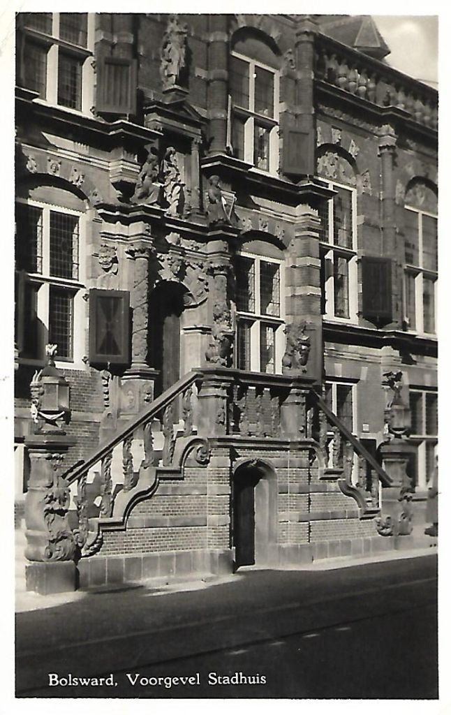 Bolsward- -Voorgevel Stadhuis., Ophalen of Verzenden, 1940 tot 1960, Gelopen, Friesland