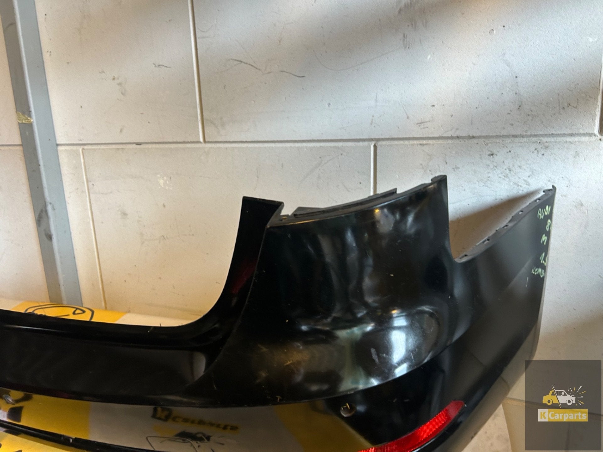 Achterbumper Audi A4 B9 / Avant DC 8W9807511J Bumper, Gebruikt, AUDI AG, Auto-Union-Strasse 1
85045  Ingolstadt, DE, Bumper