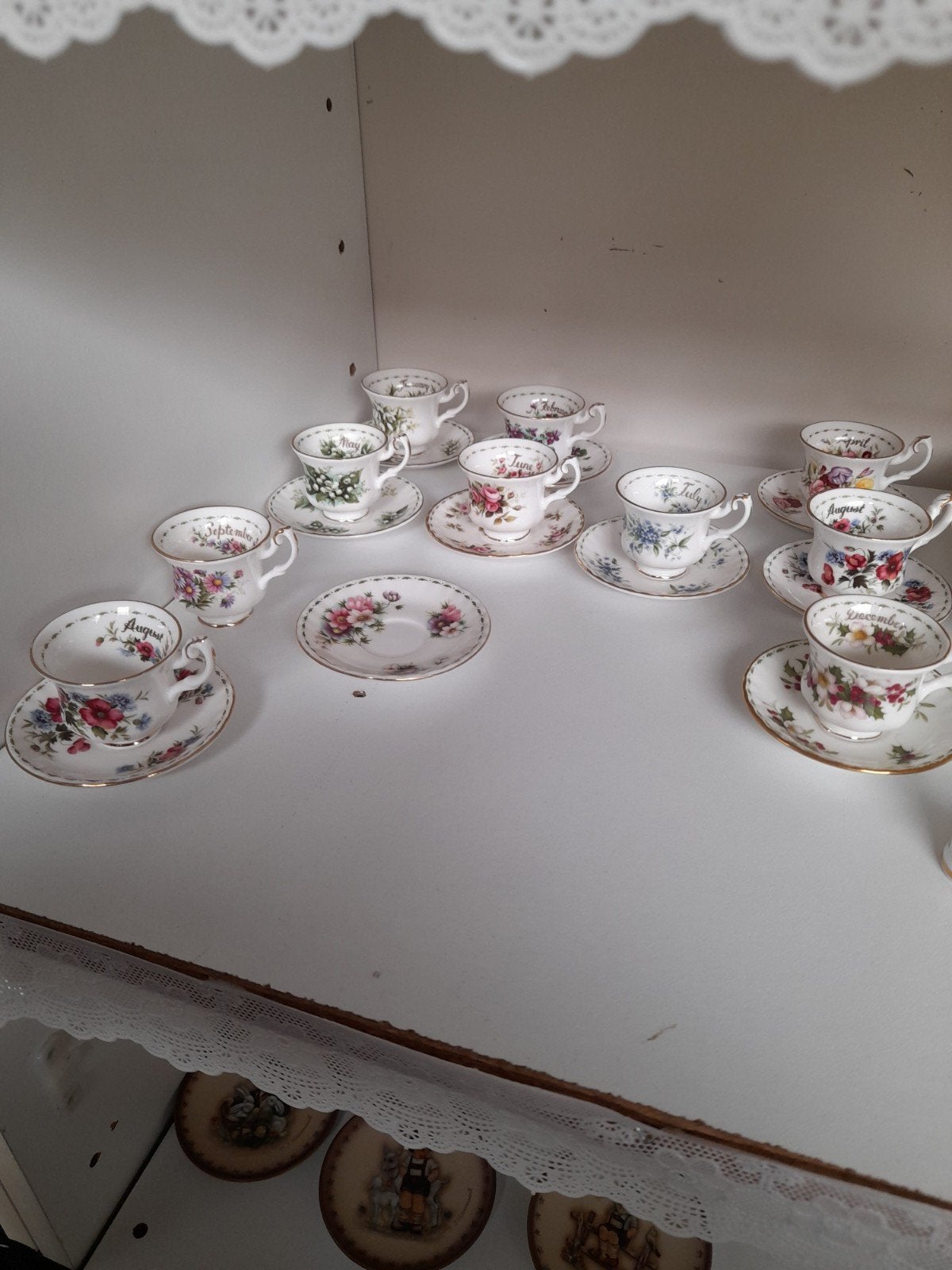 Royal albert flower of the month mini kopjes 17.50 p.s, Ophalen of Verzenden