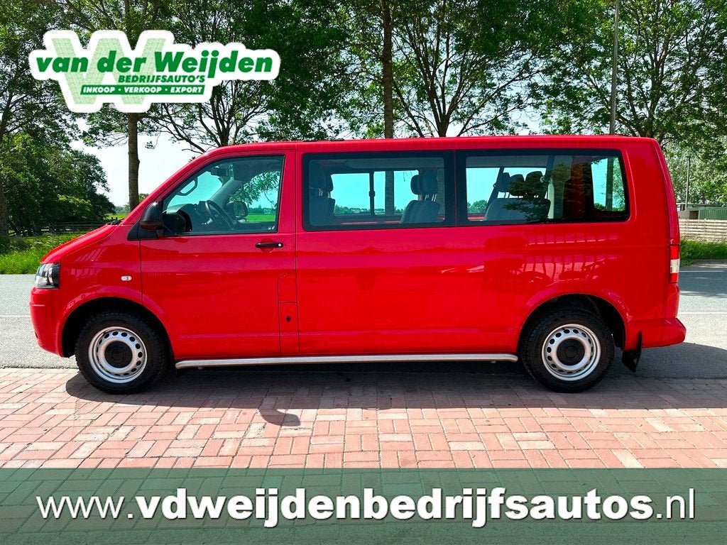 Volkswagen Transporter Kombi 2.0 TDI L2H1 9 Persoons AUTOMAA, Auto's, Volkswagen, Euro 5, Gebruikt, 241 €/maand, 2500 kg