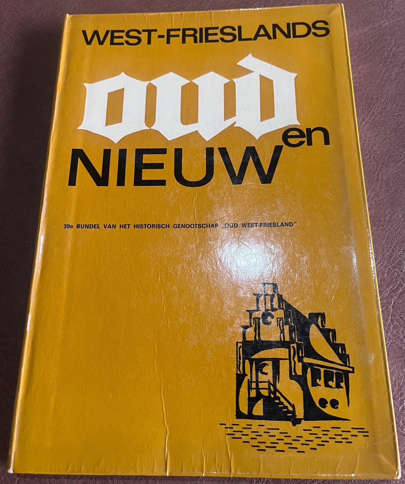 Boek - West - Frieslands - Oud en Nieuw - 39e bundel v/h his, Boeken, Ophalen of Verzenden, Gelezen