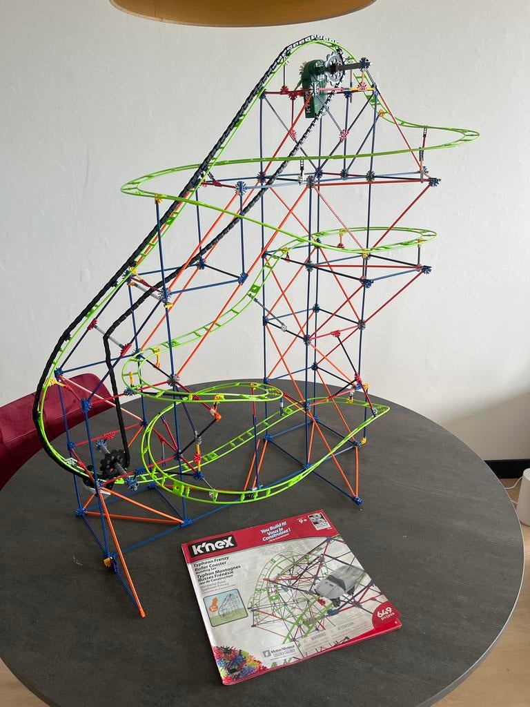 K'nex Typhoon Frenzy Roller Coaster - Complete Set, Kinderen en Baby's, Speelgoed | Overig, Zo goed als nieuw, Jongen of Meisje