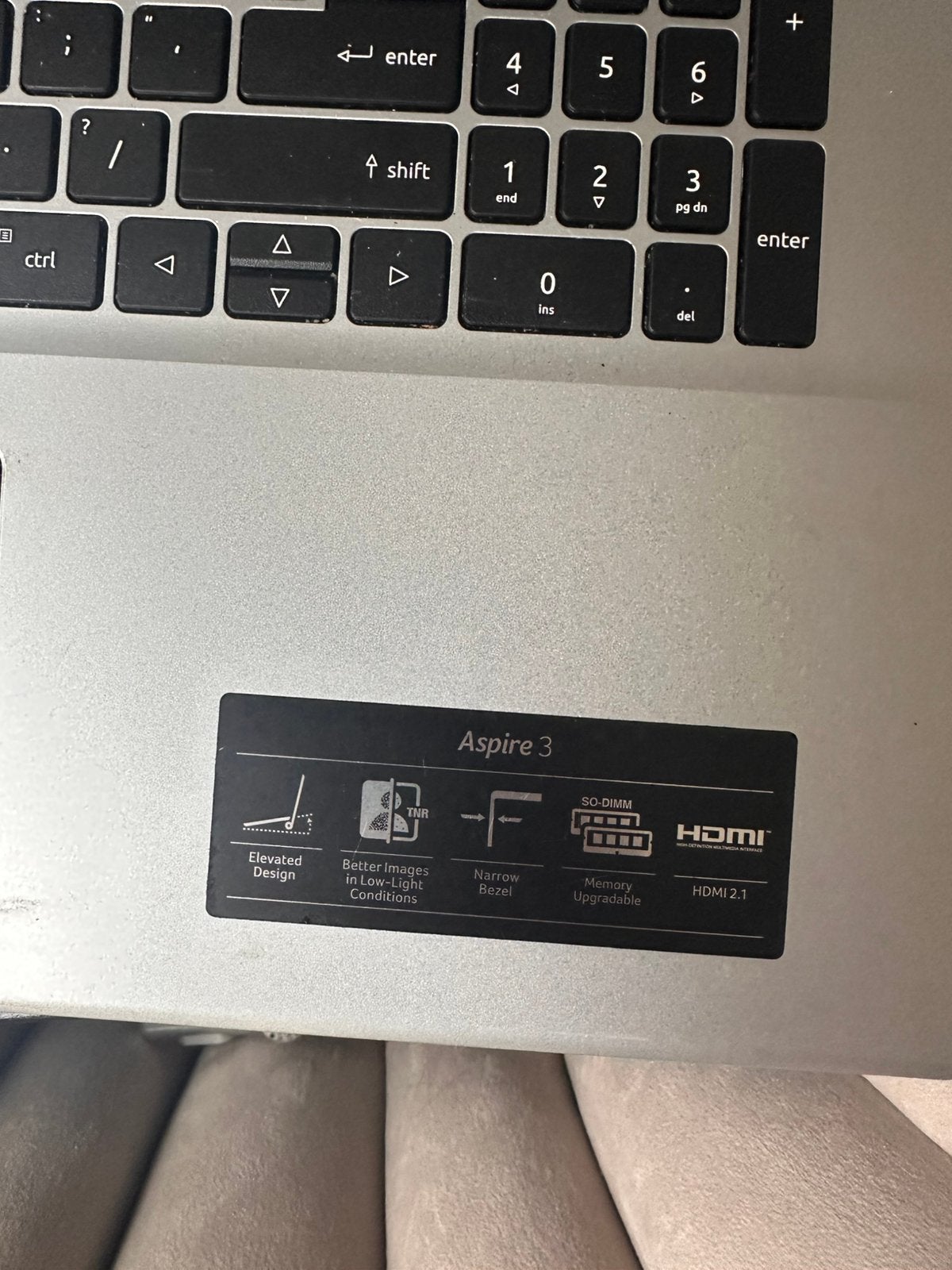 Acer aspire lite 17 ( lees advertentie ), Computers en Software, Chromebooks, Zo goed als nieuw, 16 inch of meer, 4 GB of minder