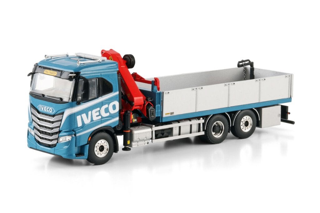 Premium Line; IVECO S-WAY AS LOW RIGED FLATBED TRUCK 6X2 TAG, Nieuw, Ophalen of Verzenden, Bus of Vrachtwagen, Wsi