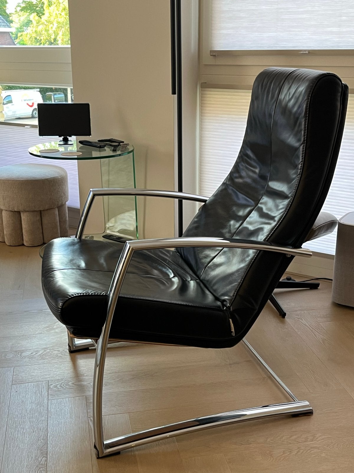 Leren fauteuil met chromen frame 2x, Huis en Inrichting, 100 tot 125 cm, Leer, Ophalen of Verzenden, Zo goed als nieuw