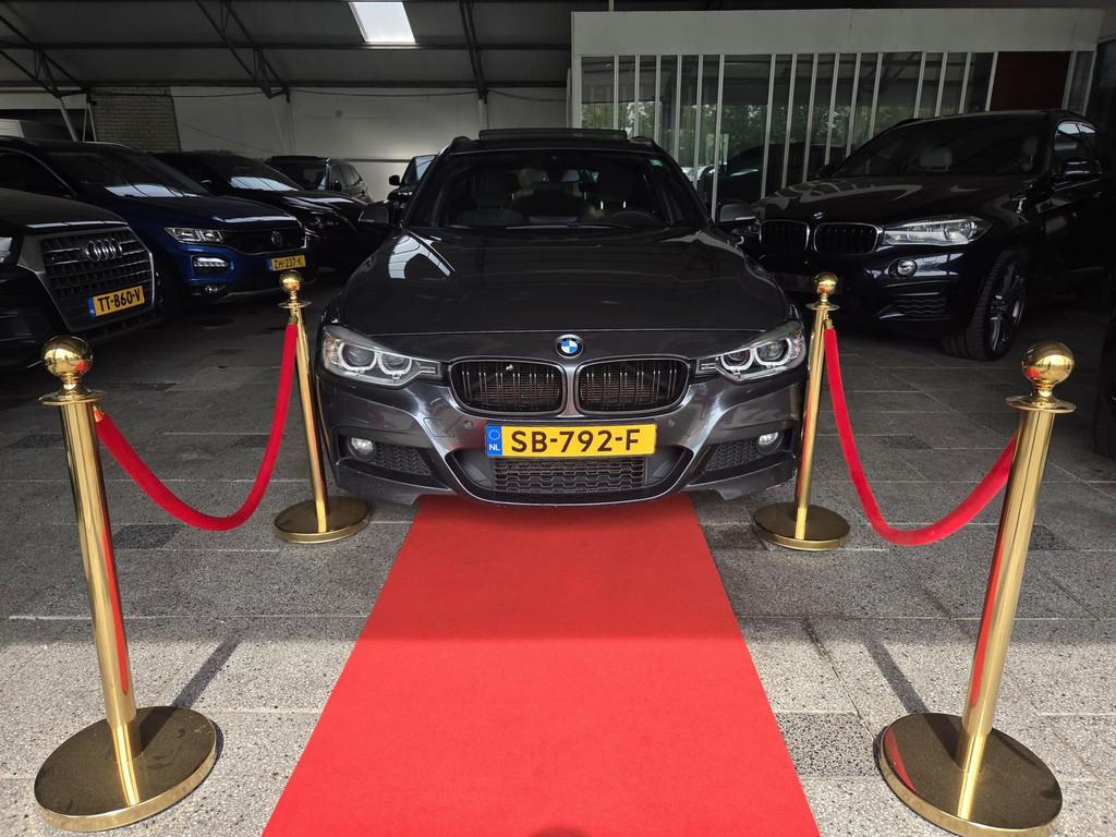 BMW 3-serie Touring 320D ORIGINAL M EDITION! PANO! FULL!, Auto's, Achterwielaandrijving, 4 cilinders, Navigatiesysteem, Leder