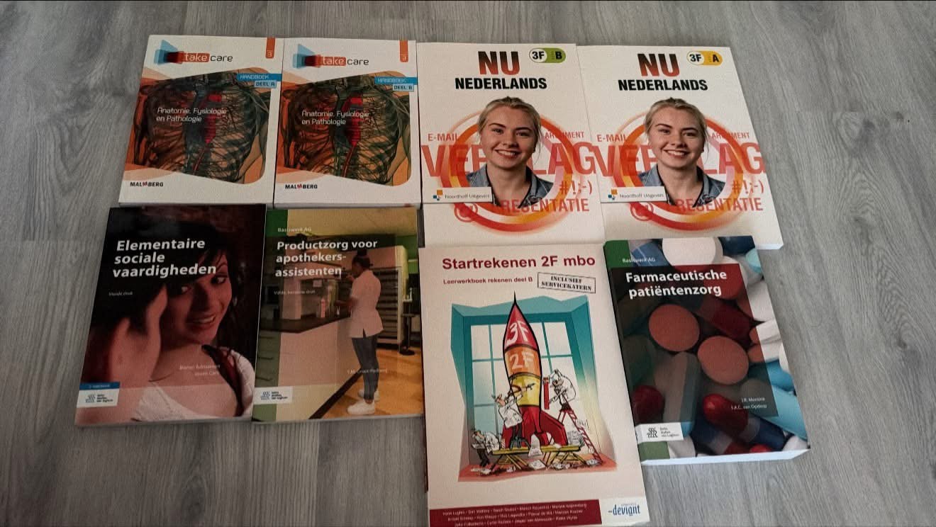 Nieuwe studieboeken Apothekersassistent – ongebruikt, Boeken, Ophalen of Verzenden, Beta, Zo goed als nieuw, MBO