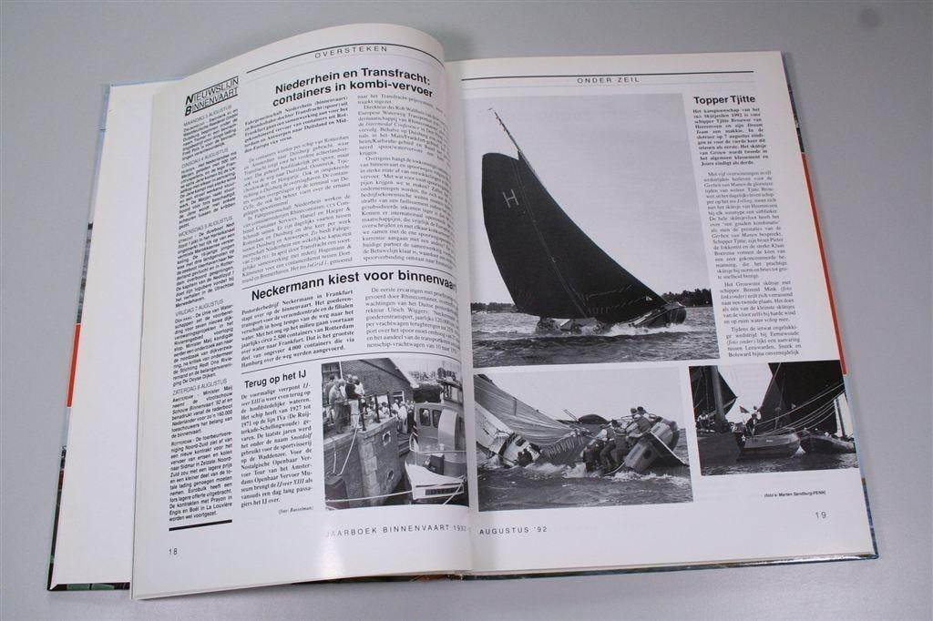 Jaarboek Binnenvaart 1993 — Rijk geïllustreerd — Boek, Verzamelen, Scheepvaart, N.v.t., N.v.t., Ophalen of Verzenden, Zo goed als nieuw
